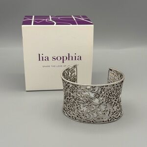 EUC Lia Sophia Appliqué Filigree Cuff Bracelet